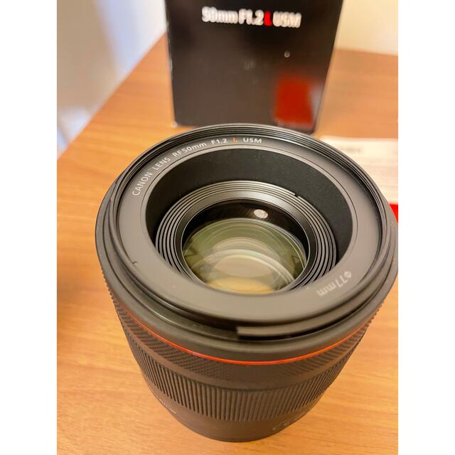 Canon(キヤノン)のCanon 交換レンズ RF50F1.2L USM スマホ/家電/カメラのカメラ(その他)の商品写真