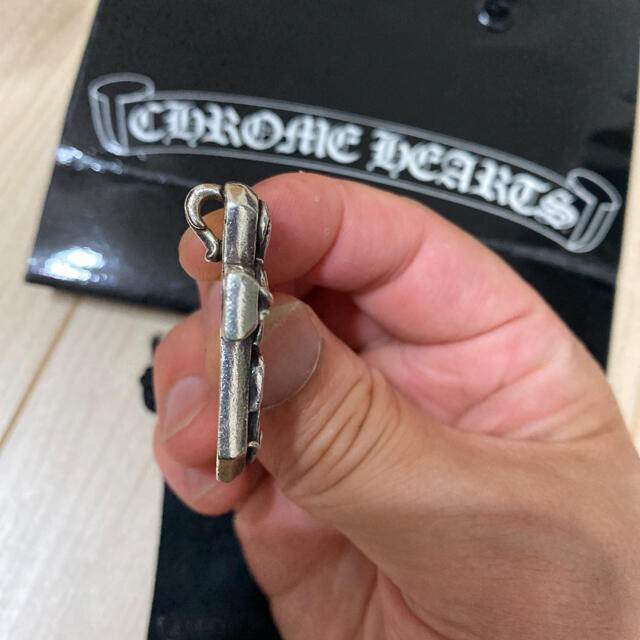 Chrome Hearts(クロムハーツ)のchrome hearts バルカンクロスネックレストップ メンズのアクセサリー(ネックレス)の商品写真