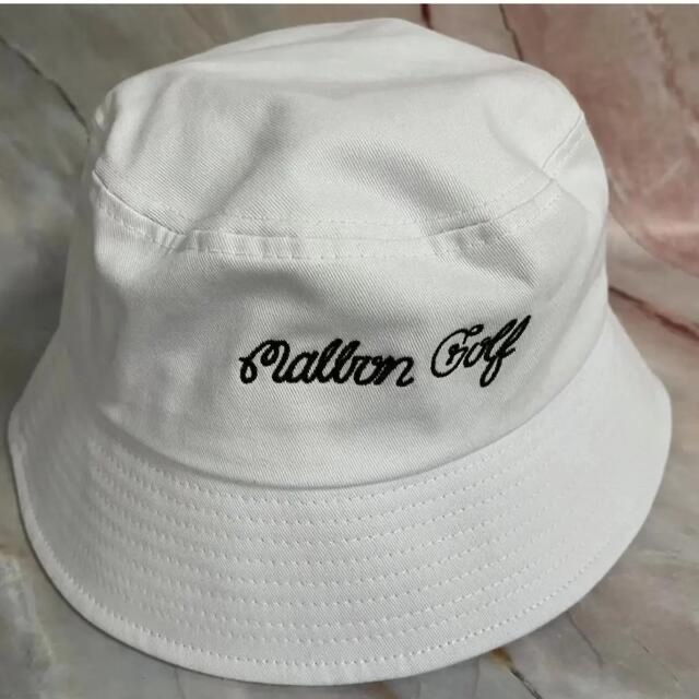 PEARLY GATES(パーリーゲイツ)のMalbon マルボン ゴルフ メンズレディース帽子 バケットハット  白 スポーツ/アウトドアのゴルフ(ウエア)の商品写真