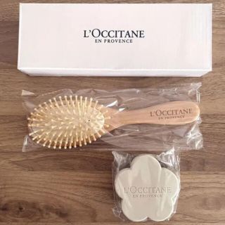 ロクシタン(L'OCCITANE)の新品未使用　ロクシタン　ブラシ(ヘアブラシ/クシ)