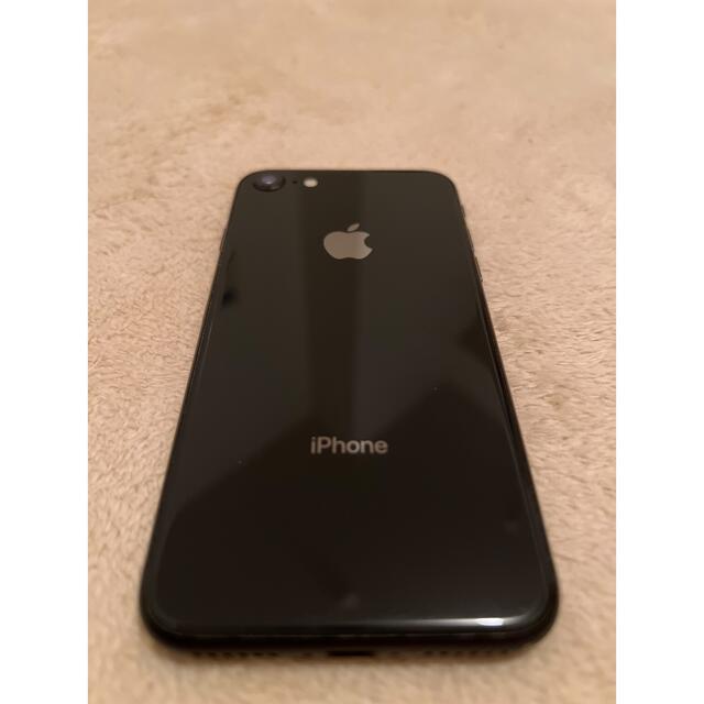 iPhone(アイフォーン)のiPhone8 64G ブラック スマホ/家電/カメラのスマートフォン/携帯電話(スマートフォン本体)の商品写真