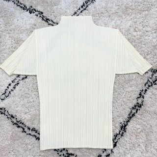 プリーツプリーズイッセイミヤケ カットソー(レディース/半袖)の通販 プリーツプリーズイッセイミヤケ カットソー(レディース/半袖)の通販
