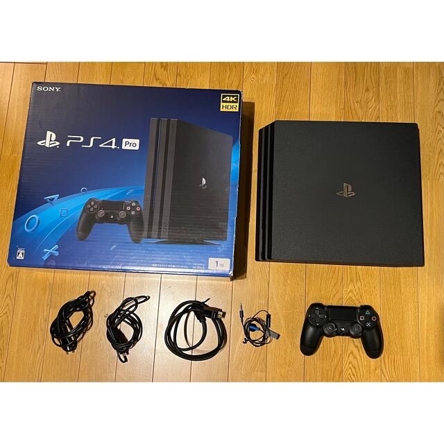 PlayStation4Pro CUH-7200B01 + ソフト3本α