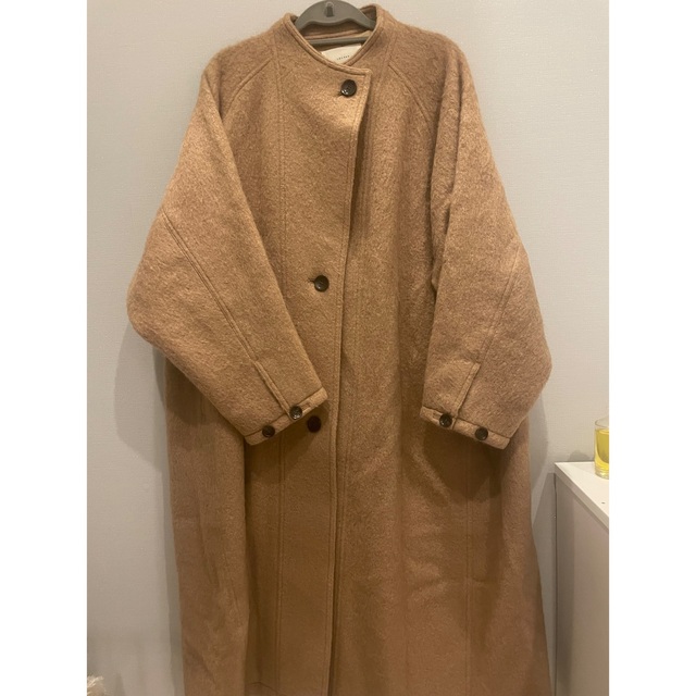 louren ノーカラーコート(ベージュ) - ロングコート