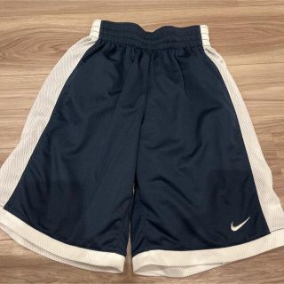 ナイキ(NIKE)のナイキ　リバーシブルハーフパンツ　130cm 140cm(パンツ/スパッツ)