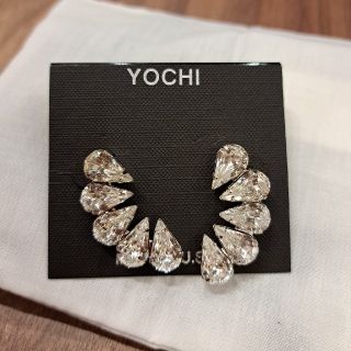 ヨキニューヨーク(Yochi NEW YORK)のYOSHIデザイン　ビジューピアス(ピアス)