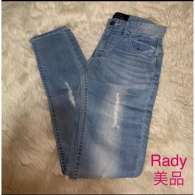 Rady(レディー)のRady デニム スキニー ダメージ 鬼クラッシュ ライトブルー レディースのパンツ(スキニーパンツ)の商品写真