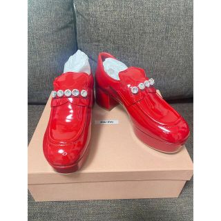 ミュウミュウ ローファー/革靴(レディース)の通販 300点以上 | miumiu ...
