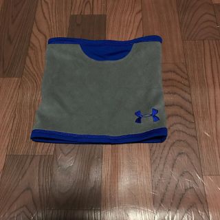 アンダーアーマー(UNDER ARMOUR)のアンダーアーマー リバーシブル ネックウォーマー ブルー グレーAAL4650(ネックウォーマー)