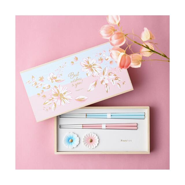 Francfranc(フランフラン)のFrancfranc ペアギフト 箸&箸置き SWEET 最終値下げ インテリア/住まい/日用品のキッチン/食器(カトラリー/箸)の商品写真