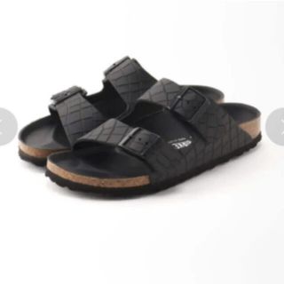 ビルケンシュトック(BIRKENSTOCK)の新品ビルケンシュトックエンボスレザー本革　アリゾナ　レザー(サンダル)