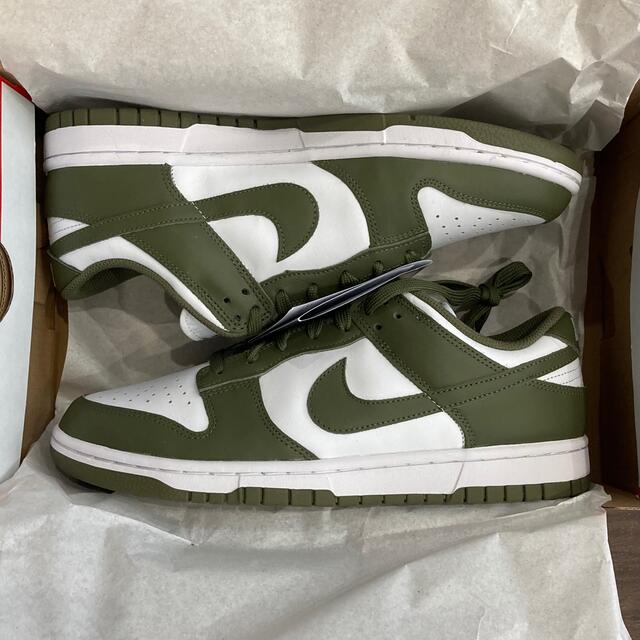 NIKE(ナイキ)のWMNS 27.0cm NIKE DUNK LOW Medium Olive メンズの靴/シューズ(スニーカー)の商品写真