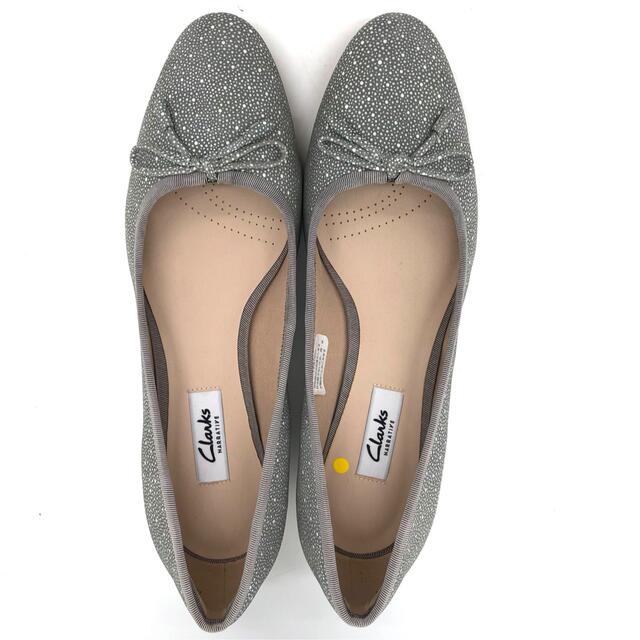 【極美品】Clarks クラークス ドット柄 リボン パンプス グレー