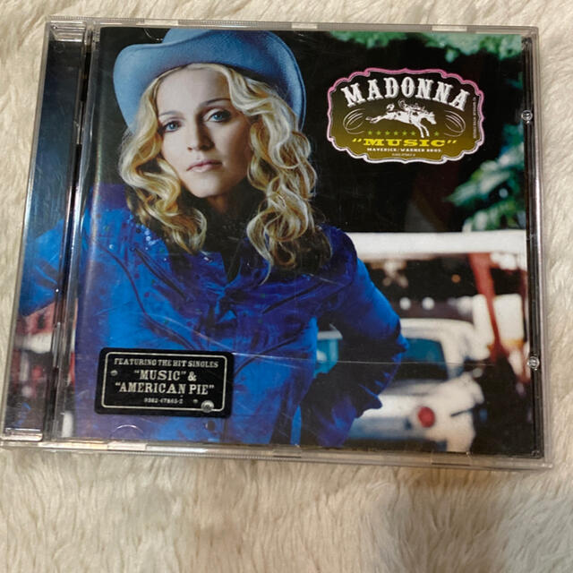 マドンナ　Madonna アルバムCD "MUSIC" エンタメ/ホビーのCD(ポップス/ロック(洋楽))の商品写真