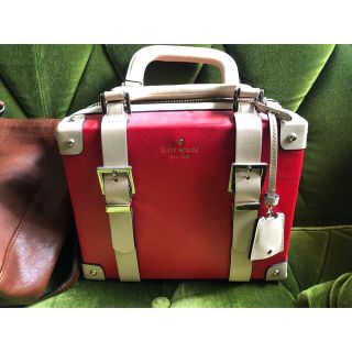 ケイトスペードニューヨーク(kate spade new york)の【なっつさん様専用】kate spade ケイトスペード ハンドバッグ  赤(ハンドバッグ)