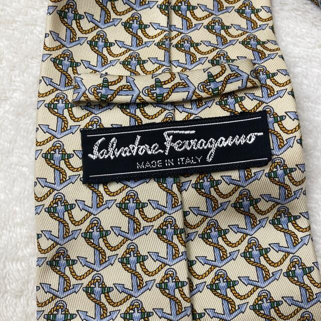 Salvatore Ferragamo(サルヴァトーレフェラガモ)のフェラガモ　ネクタイ　 メンズのファッション小物(ネクタイ)の商品写真