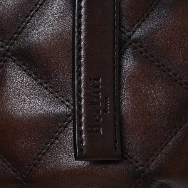 Berluti オフザロード キルティングレザー クロスボディ バッグ