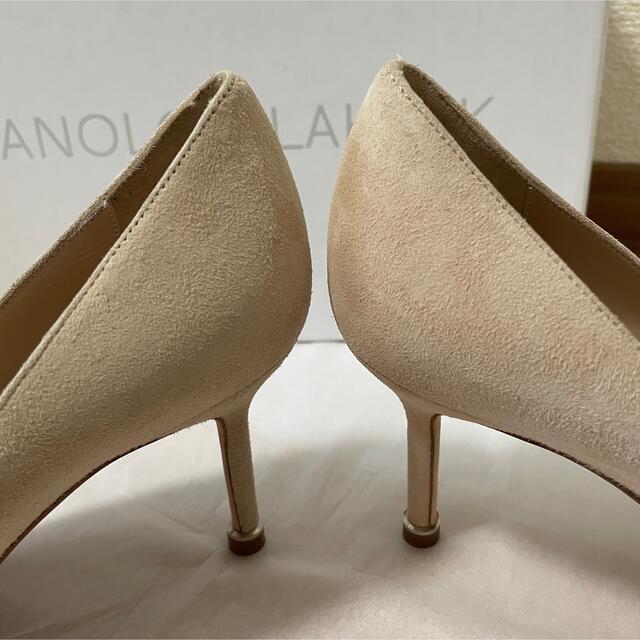 MANOLO BLAHNIK(マノロブラニク)のご専用☆マノロブラニクハンギシ　ヒールパンプス　36 23cm ベージュ　パール レディースの靴/シューズ(ハイヒール/パンプス)の商品写真