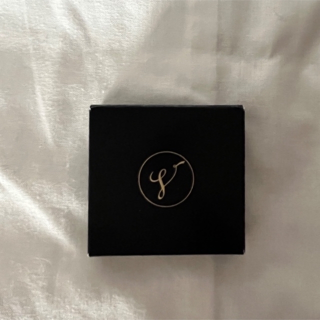 L'Artisan Parfumeur(ラルチザンパフューム)のVIOLET サンプルセット2ml×5本used & COMPLIMENT コスメ/美容の香水(香水(女性用))の商品写真
