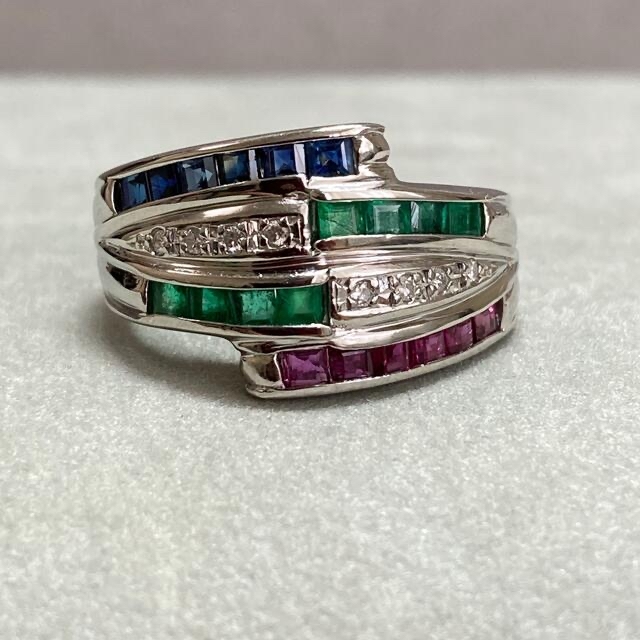 Pt900 ルビー、サファイア、エメラルド、ダイヤのリング 指輪の通販 by hana's shop｜ラクマ