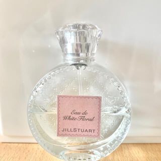 ジルバイジルスチュアート(JILL by JILLSTUART)のジルスチュアート　リラックスオードホワイトフローラル　50ml(香水(女性用))