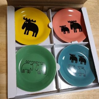 モズ(moz)のモズ　お皿　４枚セット　moz(食器)