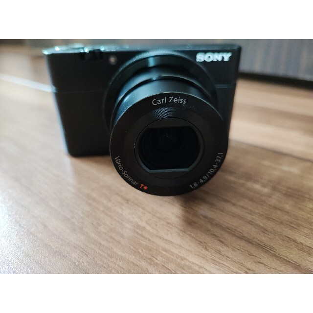 SONY(ソニー)の【28日限定価格】SONY Cyber-Shot RX DSC-RX100 スマホ/家電/カメラのカメラ(コンパクトデジタルカメラ)の商品写真