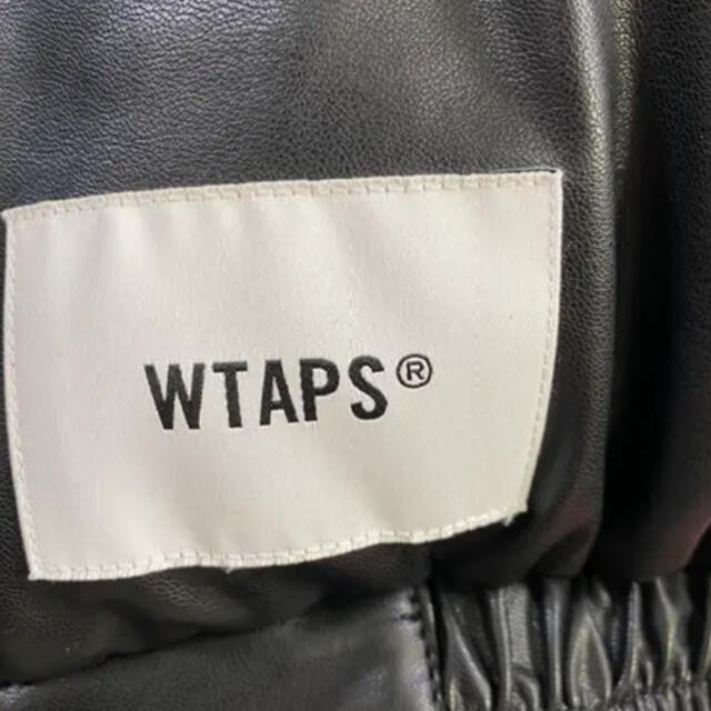 W)taps(ダブルタップス)のWTAPS 2021AW TTL シンセティックレザーJKT L新品タグ袋付属 メンズのジャケット/アウター(ダウンジャケット)の商品写真