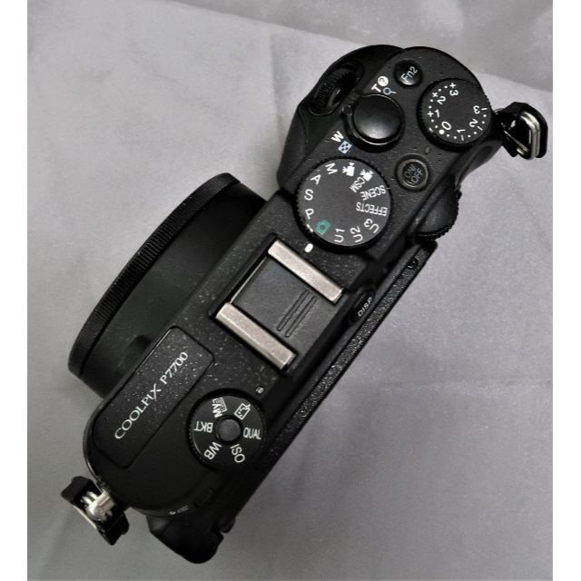 Nikon P7700 コンデジ 大口径レンズ・バリアングル液晶 Nikon P7700 コンデジ 大口径レンズ・バリアングル液晶