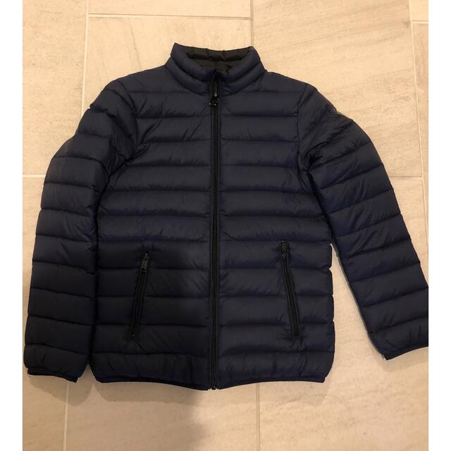 ARMANI JUNIOR(アルマーニ ジュニア)のアルマーニジュニア10A142 ダウンコート キッズ/ベビー/マタニティのキッズ服男の子用(90cm~)(ジャケット/上着)の商品写真