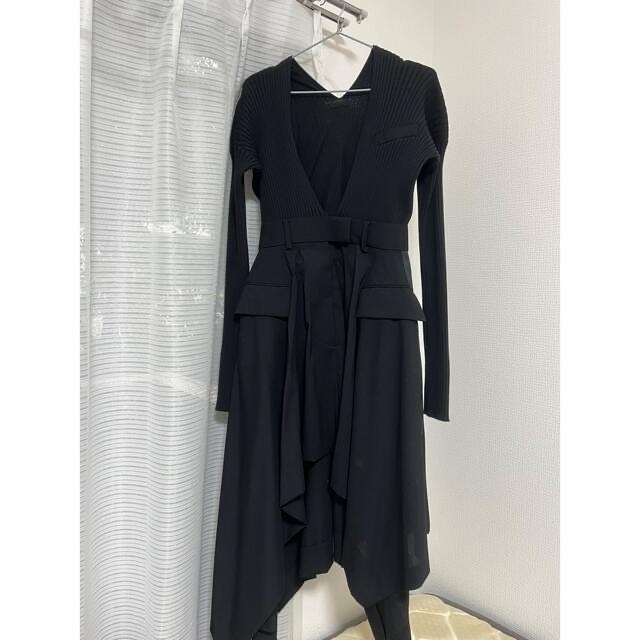 sacai アシンメトリーワンピース sacai アシンメトリーワンピース