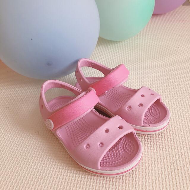 crocs(クロックス)のcrocs クロックス サンダル 13cm キッズ/ベビー/マタニティのベビー靴/シューズ(~14cm)(サンダル)の商品写真