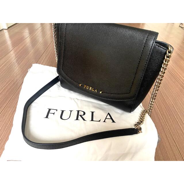 Furla(フルラ)の値下げ【FURLA】チェーンショルダーバッグ　ブラック レディースのバッグ(ショルダーバッグ)の商品写真