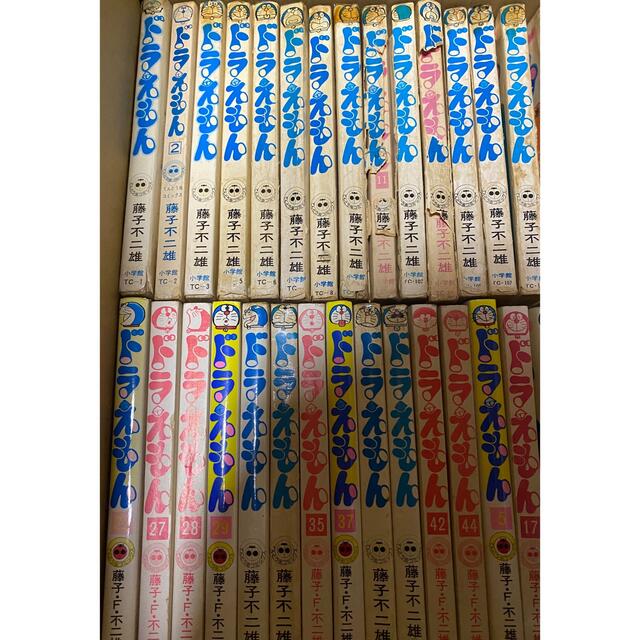 ドラえもん　初版含む　抜け有り1巻〜44巻まで　計33冊 エンタメ/ホビーの漫画(少年漫画)の商品写真