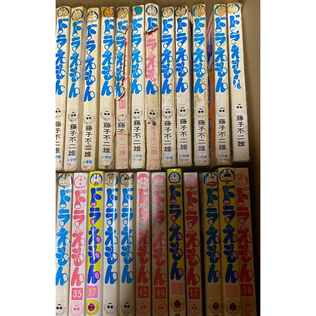 ドラえもん　初版含む　抜け有り1巻〜44巻まで　計33冊 エンタメ/ホビーの漫画(少年漫画)の商品写真