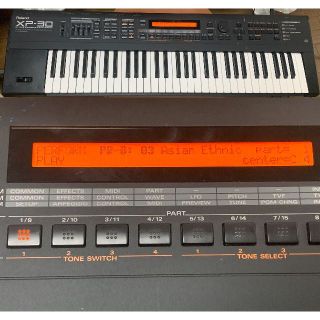 ローランド(Roland)のRoland XP-30 全鍵盤発音確認済 液晶表示良好(キーボード/シンセサイザー)