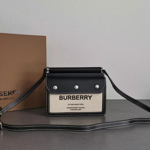 BURBERRY - Burberry ミニホースフェリープリントタイトルバッグ ショルダー