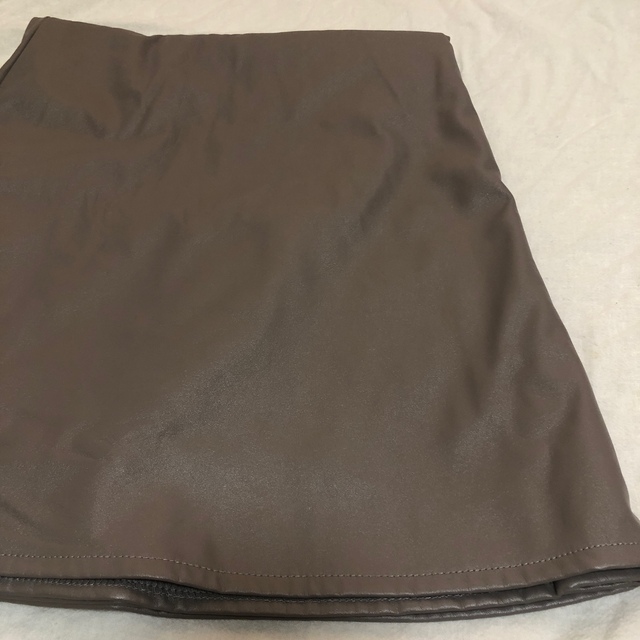 RayCassin(レイカズン)のRay Cassin レザー　スカート　ピンク レディースのスカート(ロングスカート)の商品写真