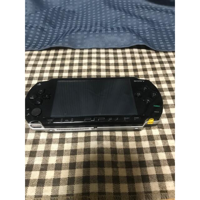 PlayStation Portable(プレイステーションポータブル)のPSP1000中古+ぼくの夏休み4 エンタメ/ホビーのゲームソフト/ゲーム機本体(携帯用ゲーム機本体)の商品写真