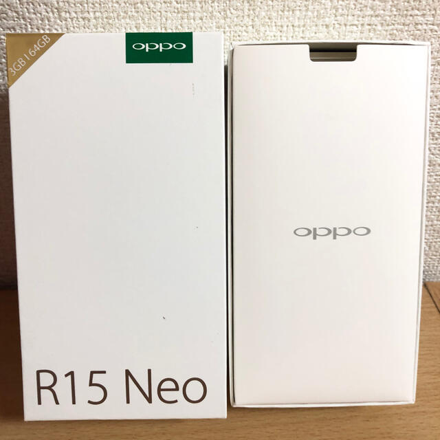 OPPO(オッポ)のOPPO R15 Neo オッポ スマホ/家電/カメラのスマートフォン/携帯電話(スマートフォン本体)の商品写真