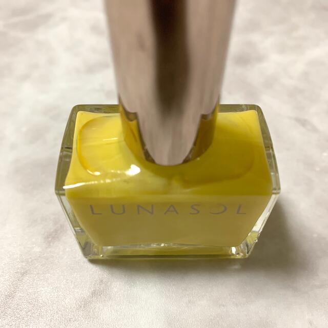 LUNASOL(ルナソル)のLUNASOL ネイルポリッシュ EX19 バーズキャロル ネイルカラー コスメ/美容のネイル(マニキュア)の商品写真