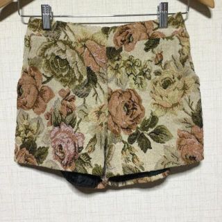 グリモワール(Grimoire)の＊値下げ ¥1555→¥1111  花柄 ショートパンツ レトロ調(ショートパンツ)