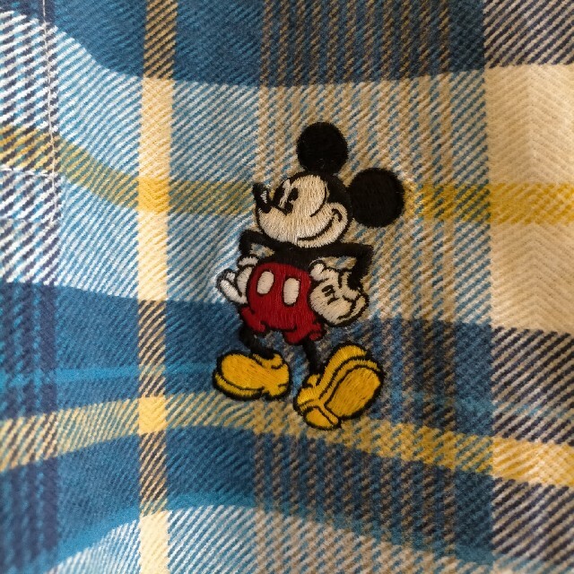 Disney(ディズニー)のDisney Store ミッキー ワンポイント刺繍 チェック シャツ メンズのトップス(シャツ)の商品写真