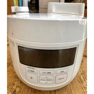 パナソニック(Panasonic)の【美品】siroca シロカ4L電気圧力鍋SP-4D151 ホワイト(調理機器)