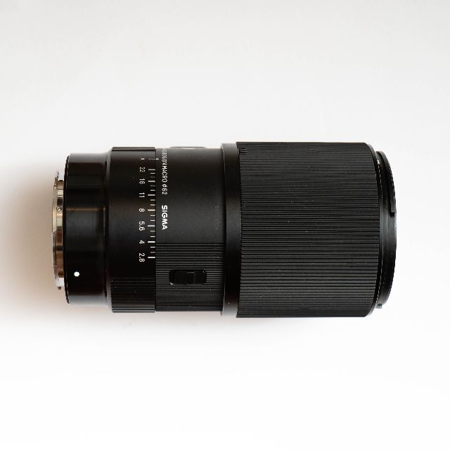 SIGMA シグマ105mm F2.8 DG DN MACRO Lマウント スマホ/家電/カメラのカメラ(レンズ(単焦点))の商品写真