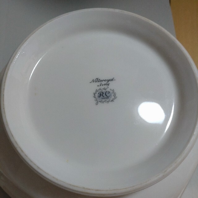 Noritake(ノリタケ)のノリタケ　アイボリー インテリア/住まい/日用品のキッチン/食器(食器)の商品写真