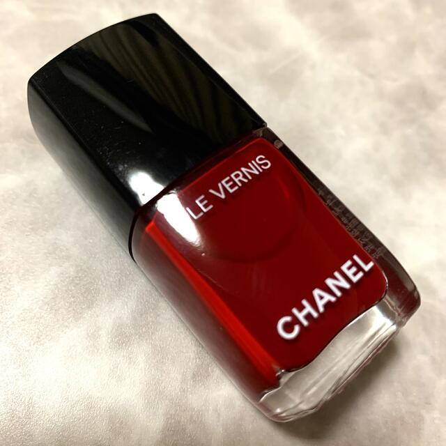 CHANEL(シャネル)のCHANEL ヴェルニ ロングトゥニュ 528 ネイルカラー ポリッシュ コスメ/美容のネイル(マニキュア)の商品写真