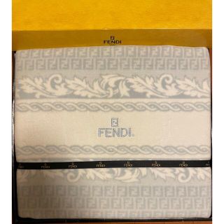 フェンディ(FENDI)のFENDI 毛布　[美品](毛布)