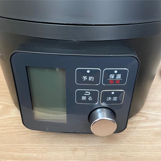 アイリスオーヤマ(アイリスオーヤマ)のほぼ未使用✨アイリスオーヤマ 電気圧力鍋 PMPC-MA4 ブラック　付属品あり スマホ/家電/カメラの調理家電(調理機器)の商品写真