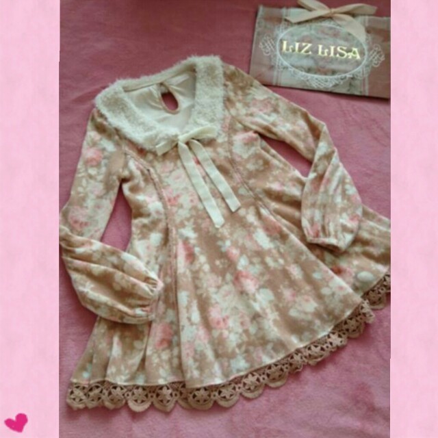 LIZ LISA(リズリサ)のファーリボン襟♡花柄フレアお姫ワンピ♡ レディースのワンピース(ミニワンピース)の商品写真
